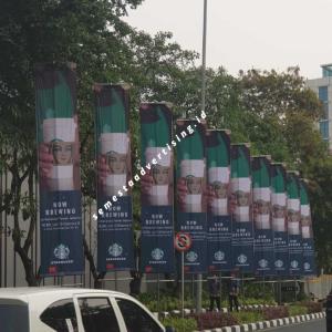 pasang umbul umbul scbd