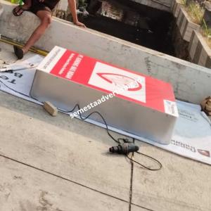 pembuatan neon box semarang